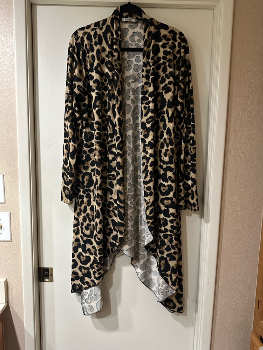 Leopard Print Open-Front Women's Kimono - Beige & Black
